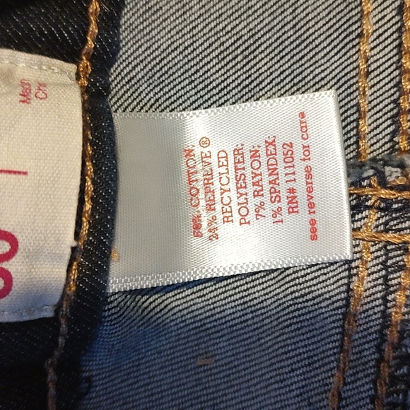 NWT Girl Bermuda Jean Shorts Mid Rise - Picture 4 of 7